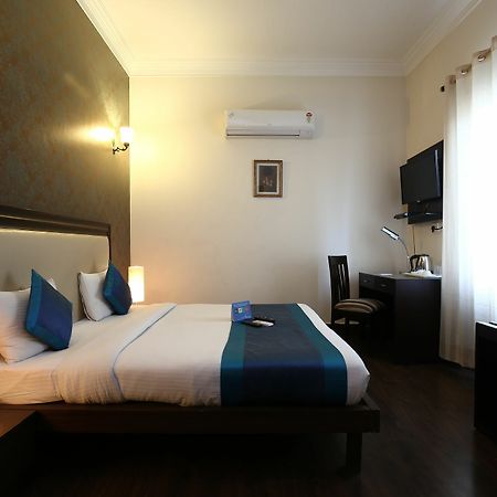 Fabhotel Aashray Nehru Place Nowe Delhi Zewnętrze zdjęcie